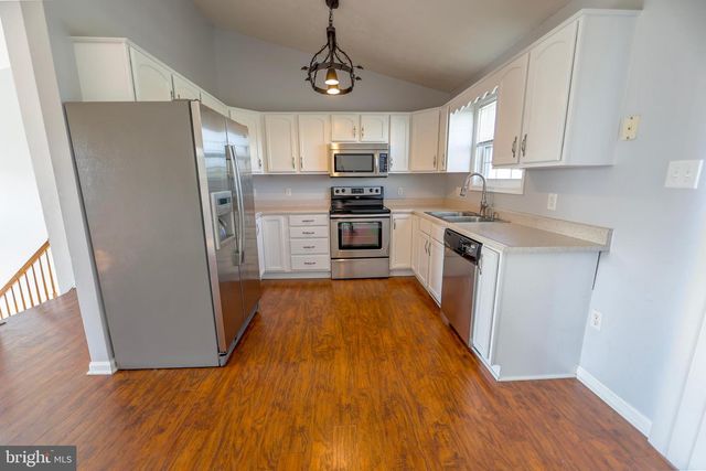 18500 BULL RUN DR, Hagerstown, MD 21740