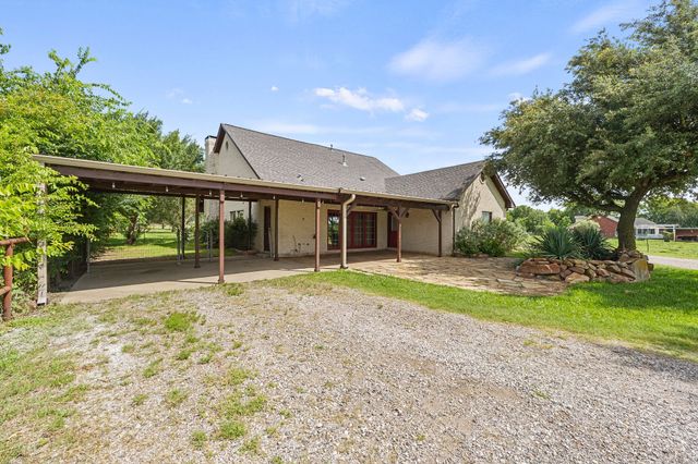 17948 FM 986, Poetry, TX 75160