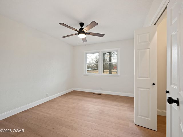 1924 E 45th Street, Joplin, MO 64804