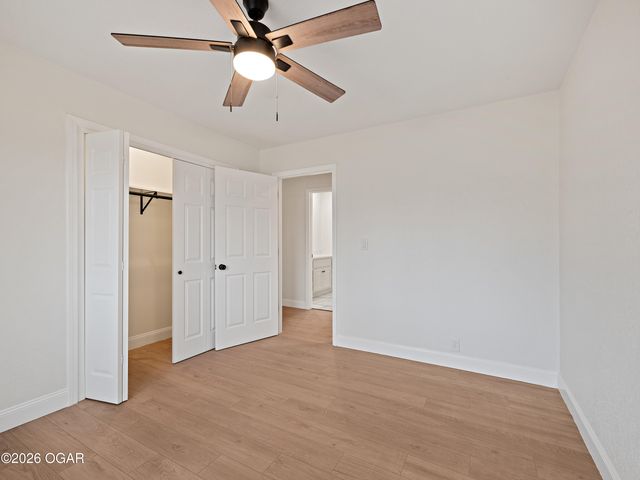 1924 E 45th Street, Joplin, MO 64804