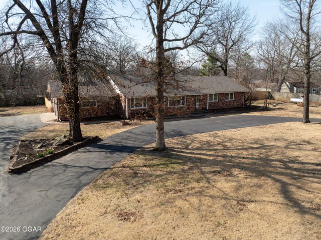 1924 E 45th Street, Joplin, MO 64804