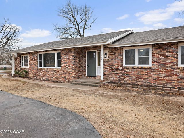 1924 E 45th Street, Joplin, MO 64804