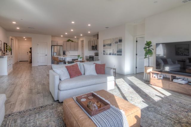 4871 Ambrosia Ct, Roseville, CA 95747