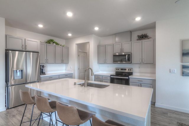 4871 Ambrosia Ct, Roseville, CA 95747