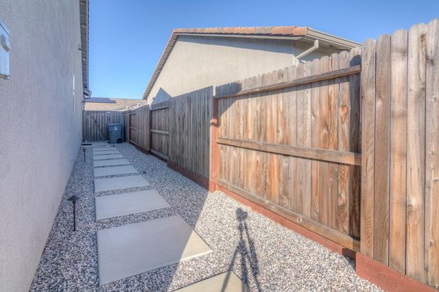 4871 Ambrosia Ct, Roseville, CA 95747