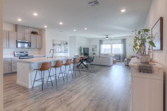 4871 Ambrosia Ct, Roseville, CA 95747