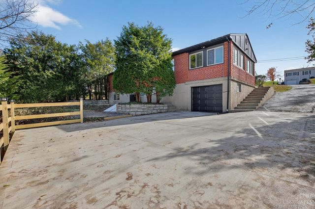 3558 Lobelia Drive, Blue Ash, OH 45241