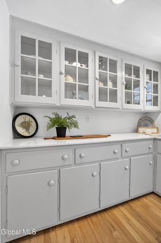 664 St. David's Lane, Niskayuna, NY 12309