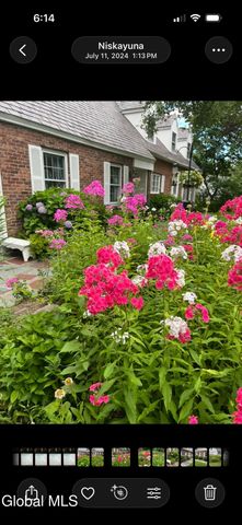 664 St. David's Lane, Niskayuna, NY 12309