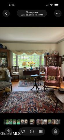 664 St. David's Lane, Niskayuna, NY 12309