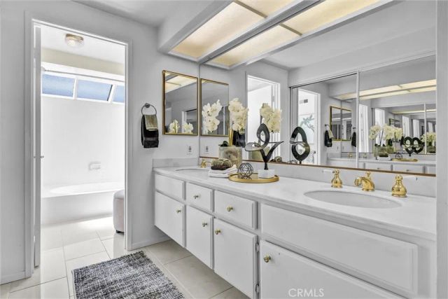 22446 Manacor 48, Mission Viejo, CA 92692