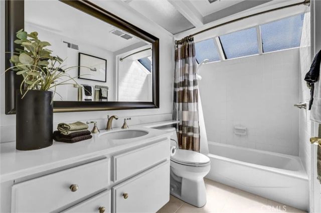 22446 Manacor 48, Mission Viejo, CA 92692