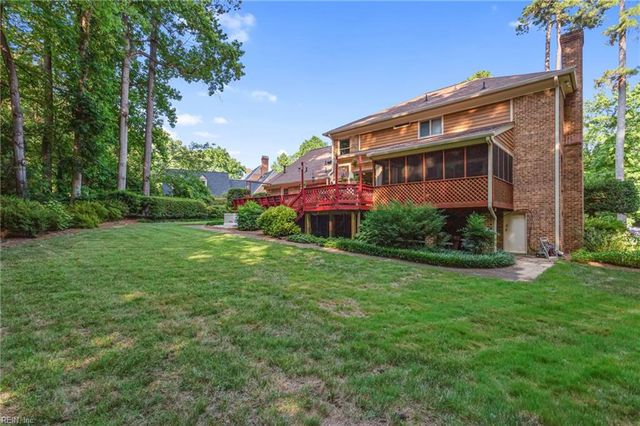 303 Tides RN, Yorktown, VA 23692