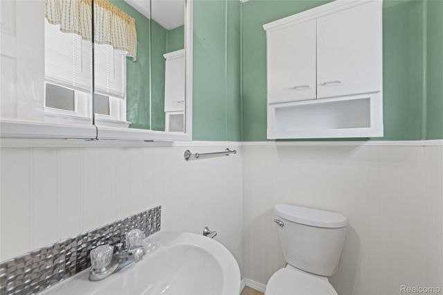 20311 Garden Court, Roseville, MI 48066