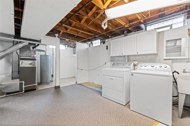 20311 Garden Court, Roseville, MI 48066