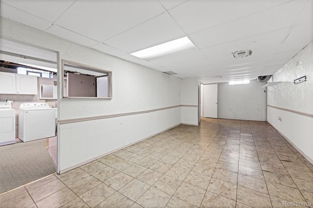 20311 Garden Court, Roseville, MI 48066