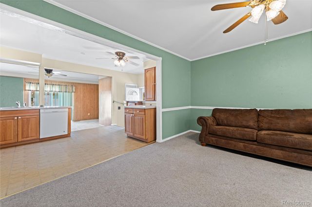 20311 Garden Court, Roseville, MI 48066