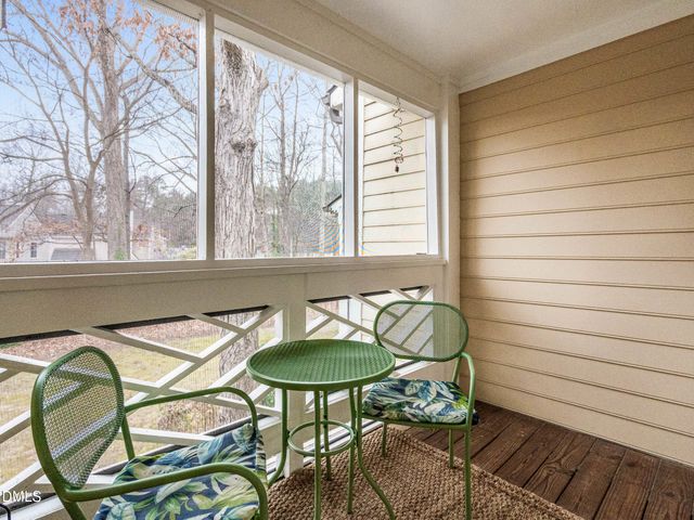 1001 Kingswood Drive J, Chapel Hill, NC 27517