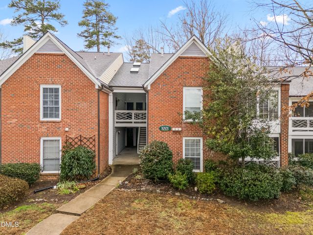 1001 Kingswood Drive J, Chapel Hill, NC 27517