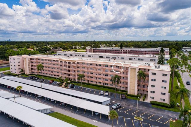 5623 80TH STREET N 504, St Petersburg, FL 33709