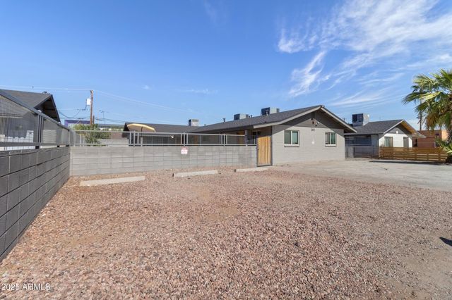 2612 W Pierson Street, Phoenix, AZ 85017