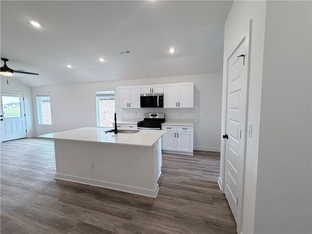4227 Orchid Avenue, Springdale, AR 72764