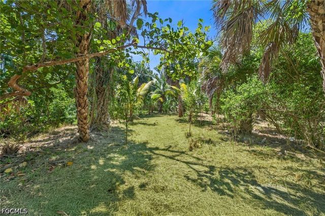 5749 Sanibel Captiva RD, Sanibel, FL 33957
