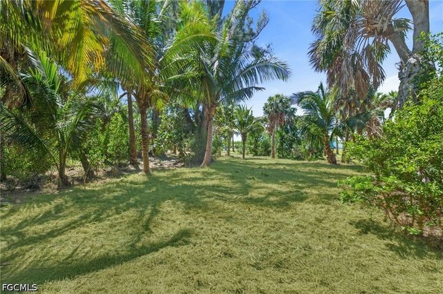 5749 Sanibel Captiva RD, Sanibel, FL 33957