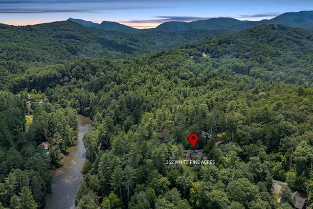 262 White Pine Acres Drive, Blue Ridge, GA 30513