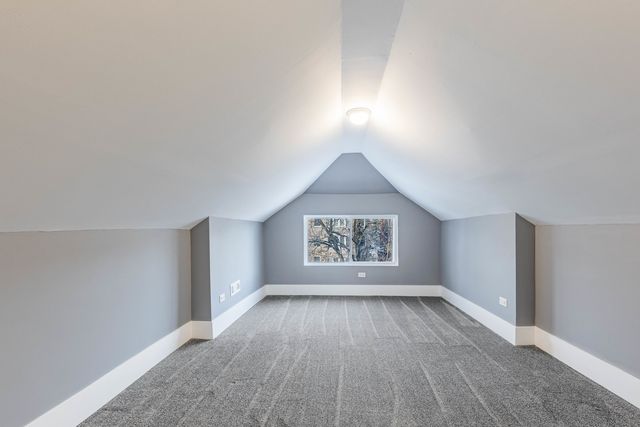 2038 E 73rd Street, Chicago, IL 60649