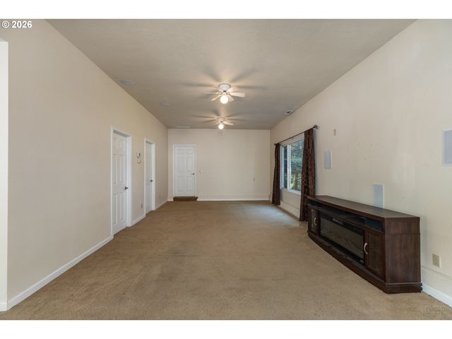 34889 HANKEY Rd, St Helens, OR 97051
