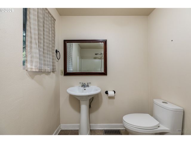 34889 HANKEY Rd, St Helens, OR 97051