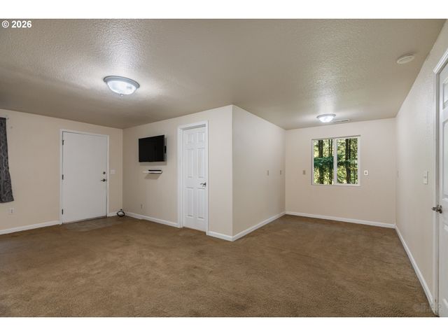 34889 HANKEY Rd, St Helens, OR 97051