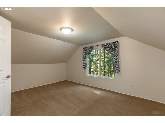 34889 HANKEY Rd, St Helens, OR 97051