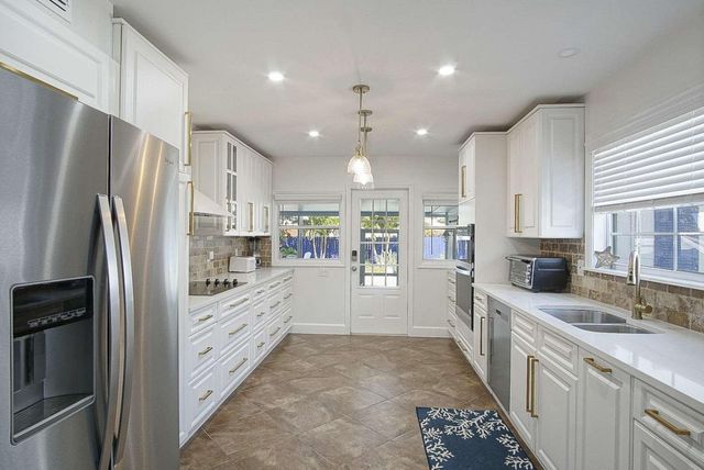 307 Granada Street, Fort Pierce, FL 34949