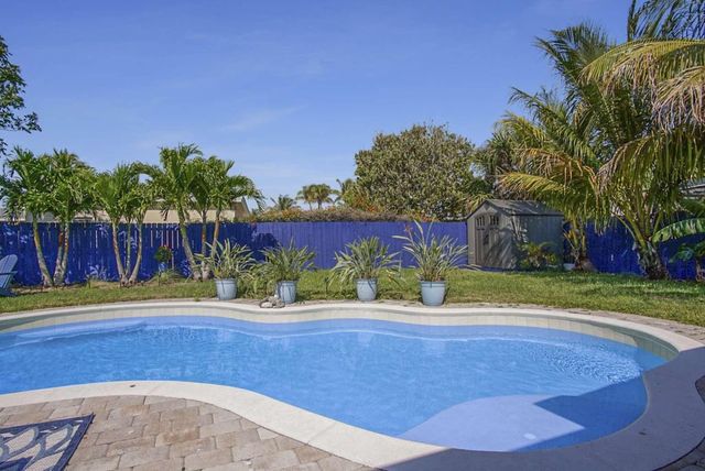 307 Granada Street, Fort Pierce, FL 34949