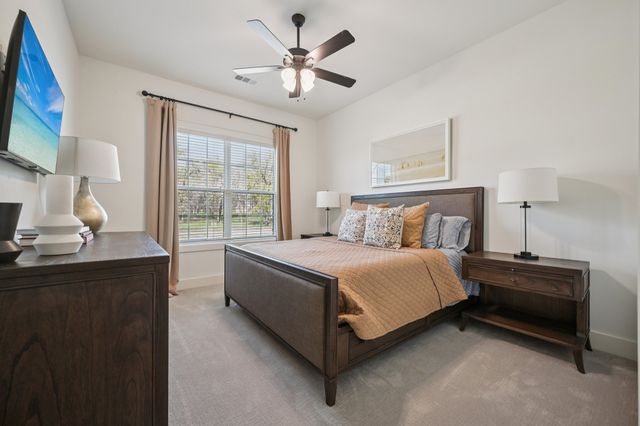 327 Saint Andrews Drive, Mabank, TX 75156