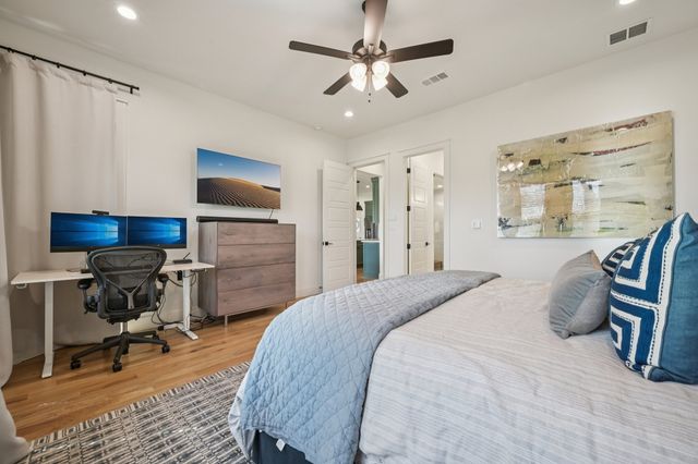 327 Saint Andrews Drive, Mabank, TX 75156