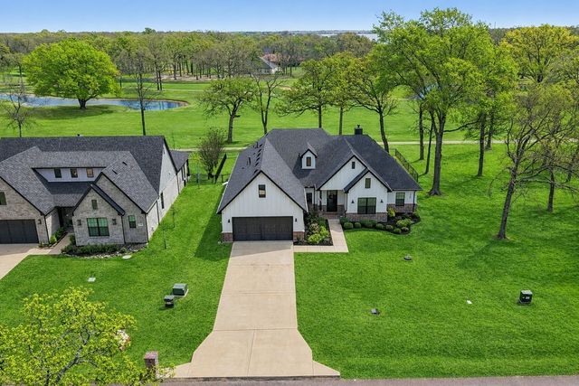 327 Saint Andrews Drive, Mabank, TX 75156