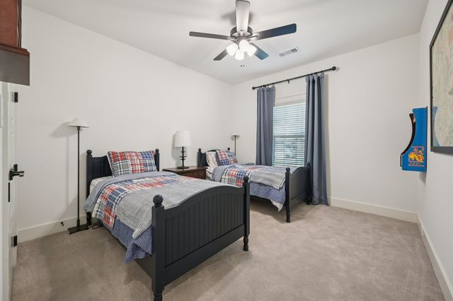 327 Saint Andrews Drive, Mabank, TX 75156