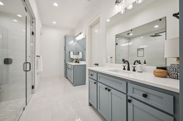 327 Saint Andrews Drive, Mabank, TX 75156