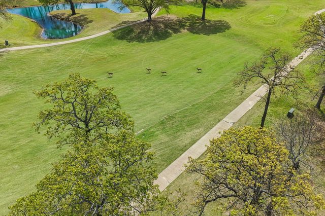 327 Saint Andrews Drive, Mabank, TX 75156