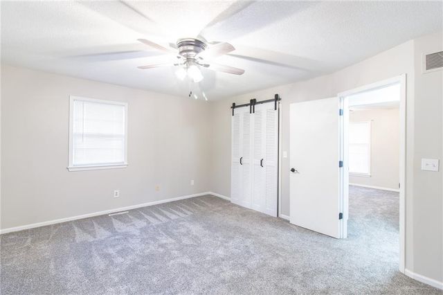 2003 E Alfresco Street, Clinton, MO 64735