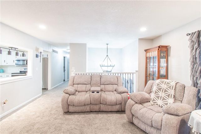 2003 E Alfresco Street, Clinton, MO 64735