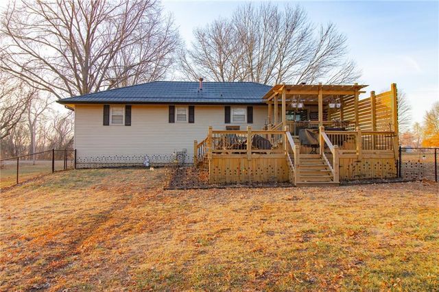 2003 E Alfresco Street, Clinton, MO 64735