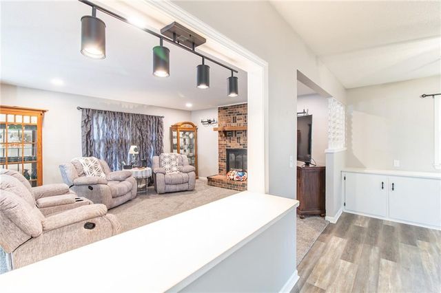 2003 E Alfresco Street, Clinton, MO 64735