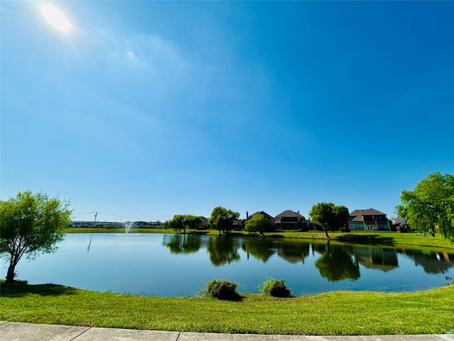 8309 Bowspirit Lane, Fort Worth, TX 76053