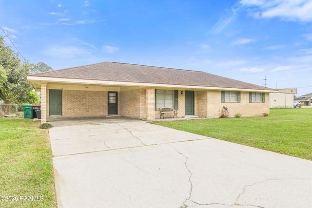 200 Dahalia Street, Lafayette, LA 70507