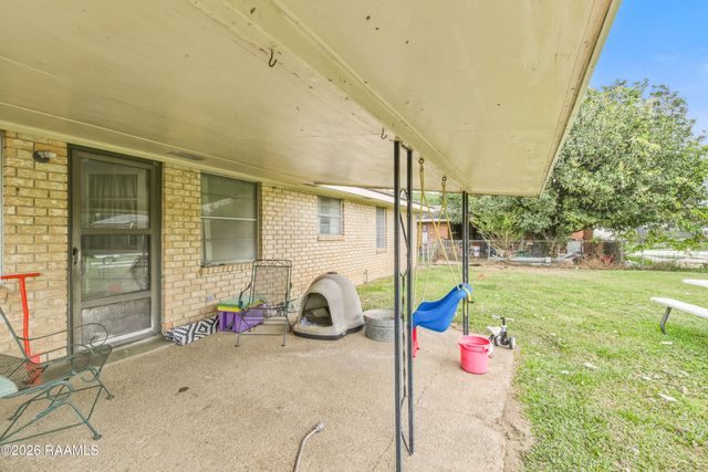 200 Dahalia Street, Lafayette, LA 70507