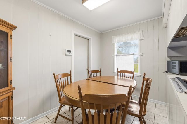 200 Dahalia Street, Lafayette, LA 70507